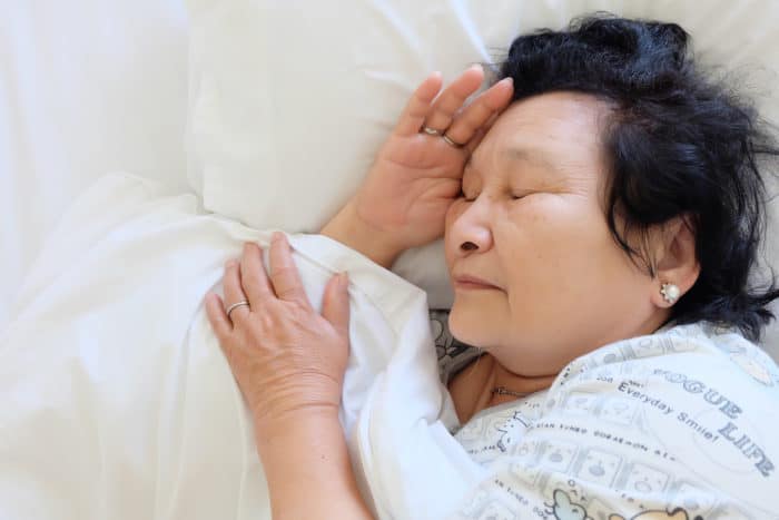 Überwindung der Schlafstörungen bei älteren Menschen