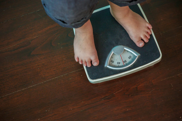 Das Körpergewicht steigt während der Pubertät