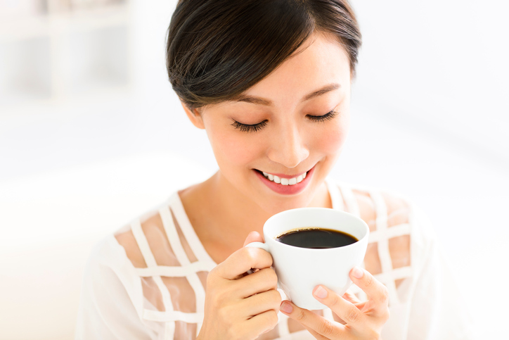 die Wirkung von Kaffee auf die Zähne
