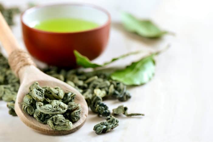 die Vorteile von grünem Tee für Rheuma