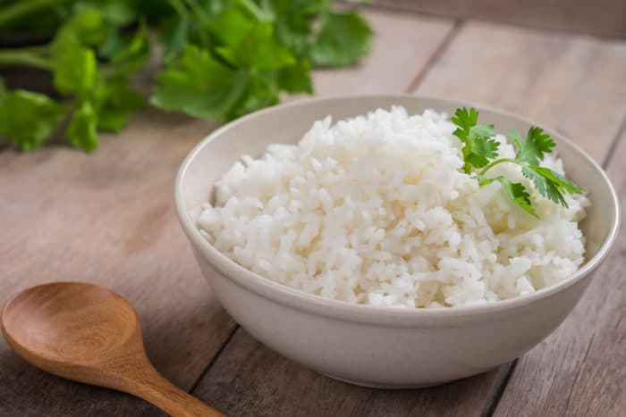 essen Sie weißen Reis