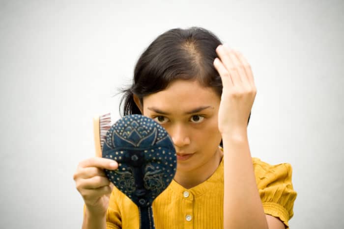 Ursache für glatzköpfige Frauen