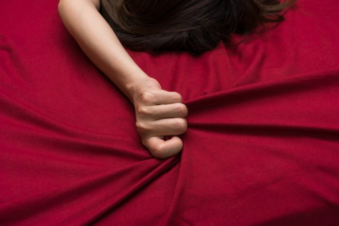 die Ursache für Frauen, die Schwierigkeiten beim Orgasmus haben